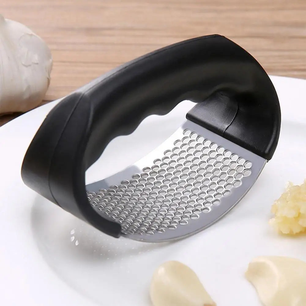 Garlic Press Stainless Steel Garlic Press Manual Garlic Mincer Professional Garlic Mincer and Crusher Multifunctional Gadgets