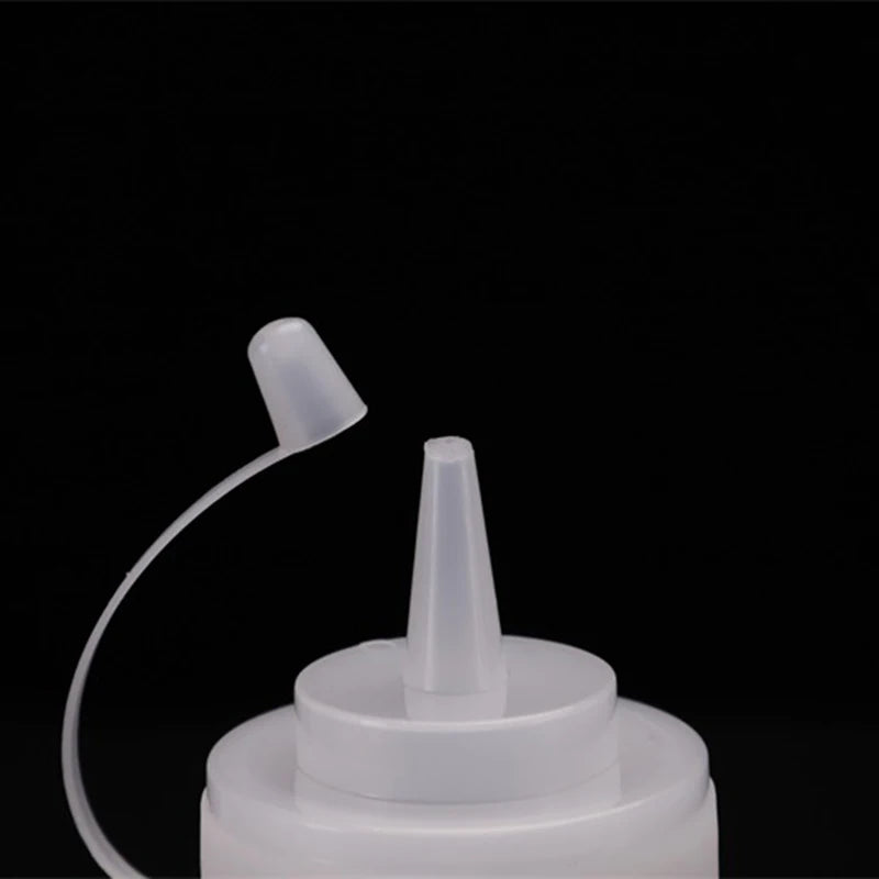 500 ML Plastic Pointed Mouth Squeeze Type Sauce Bottle Made Environmentally Friendly Materials Clean Dustproof Seasoning Bottles