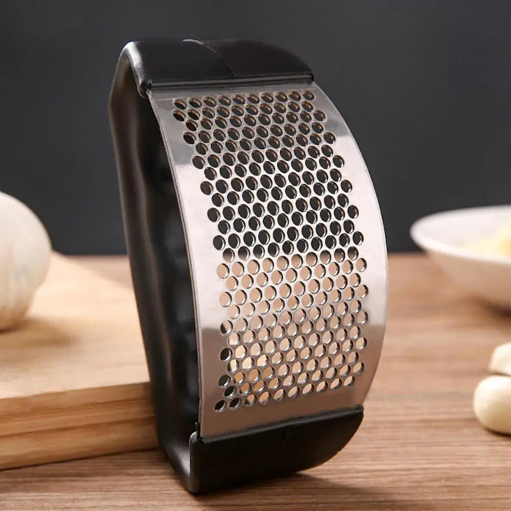 Garlic Press Stainless Steel Garlic Press Manual Garlic Mincer Professional Garlic Mincer and Crusher Multifunctional Gadgets
